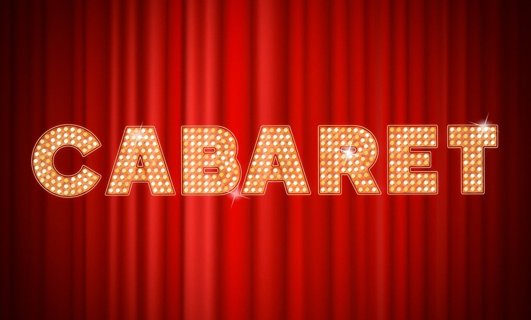 Το Cabaret Athens επιστρέφει δυναμικά για τη σεζόν 2025, με τον Νίκο Απέργη και τη Josephine σε ένα εκρηκτικό σχήμα που συνδυάζει λαϊκό και pop ρυθμό.