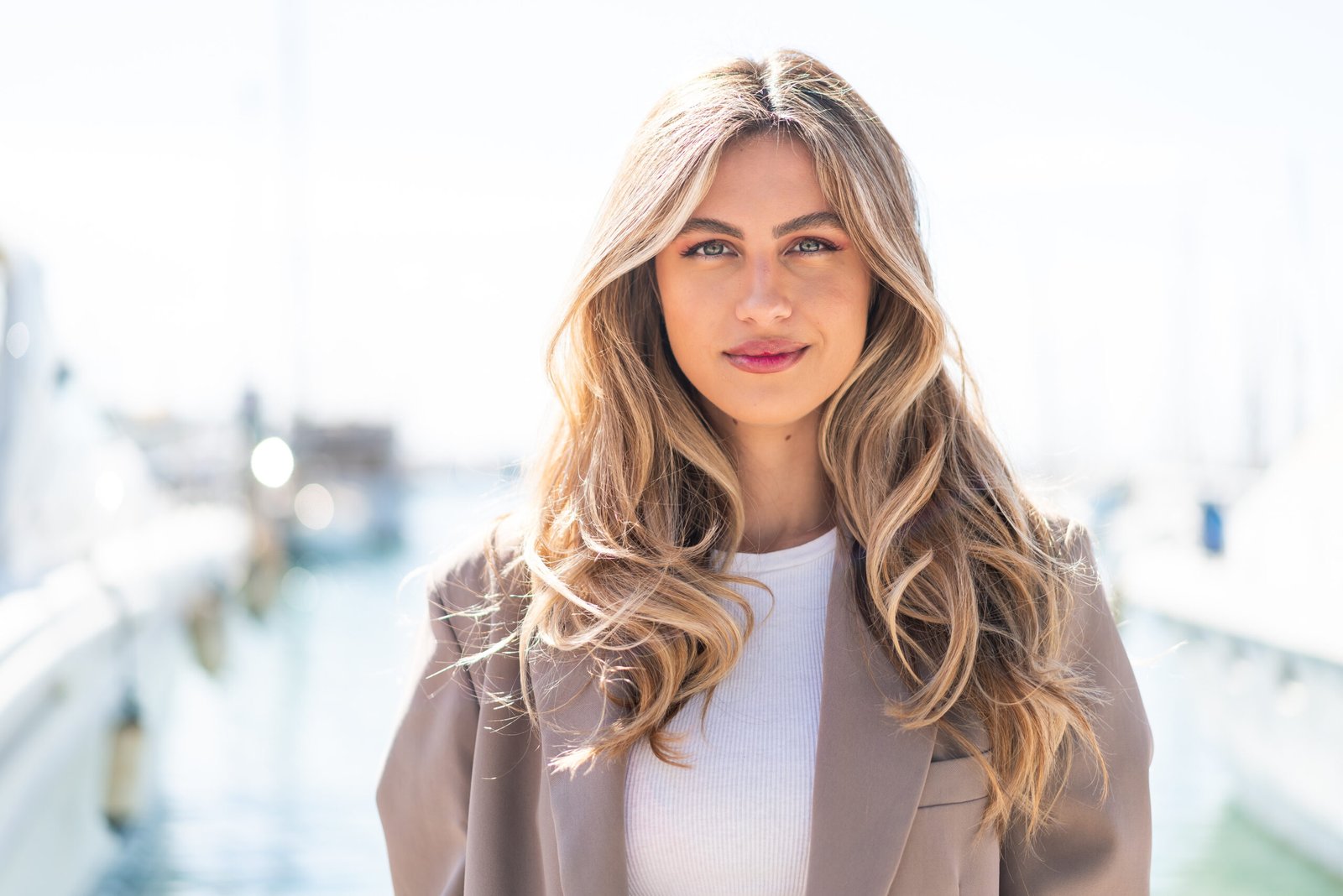 Οι γυναίκες ηγέτιδες στην Ελλάδα φέρνουν ένα νέο κύμα αλλαγής και έμπνευσης.