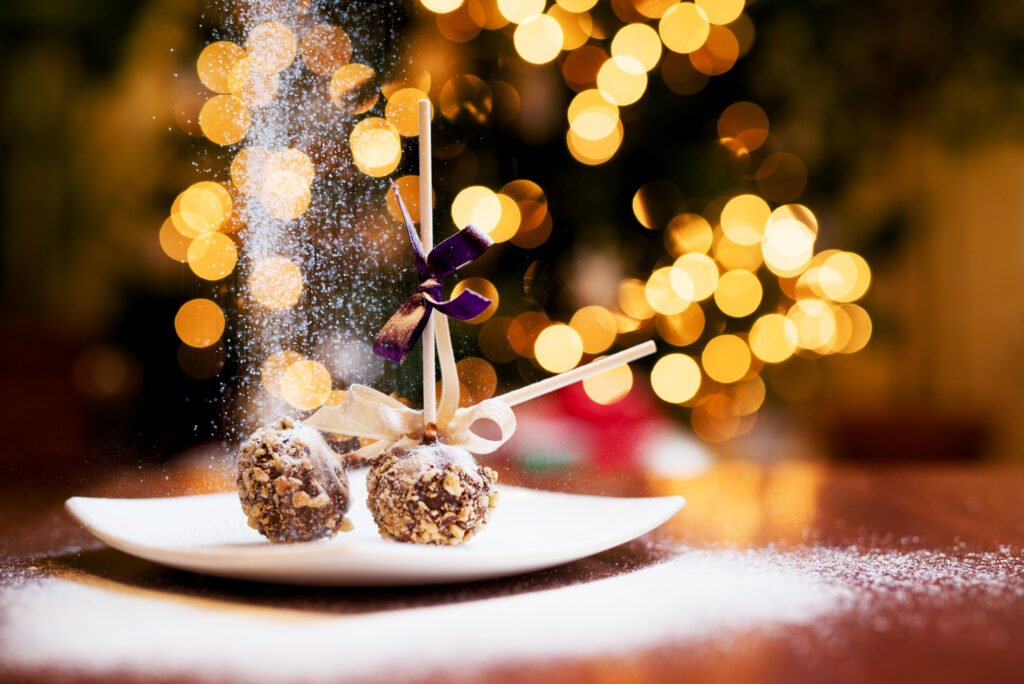 Τι μαγειρεύουμε την Πρωτοχρονιά: Παραδοσιακά και μοντέρνα πιάτα για ένα μαγικό τραπέζι