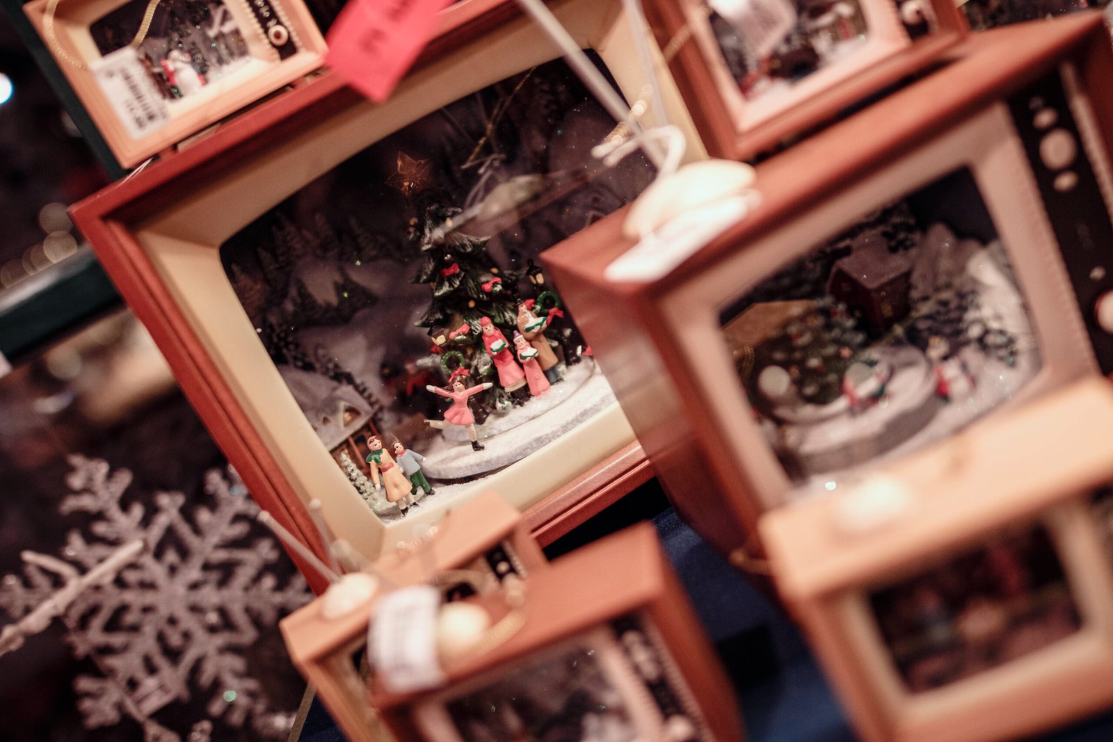 Παλιά χριστουγεννιάτικα έθιμα που αξίζει να ξαναθυμηθούμε