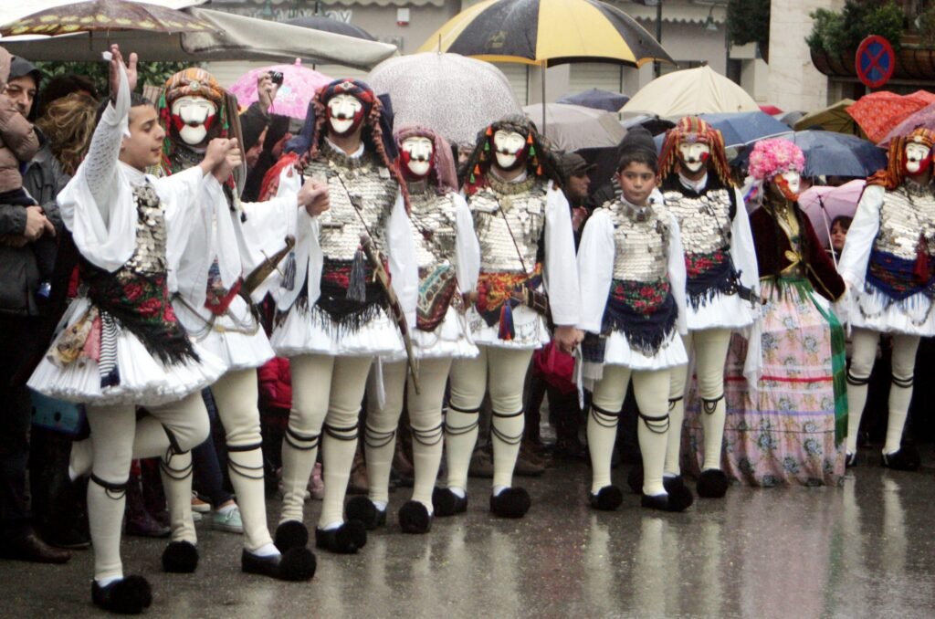 Γενίτσαροι και Μπούλες – Η μυσταγωγία της Αποκριάς στη Νάουσα