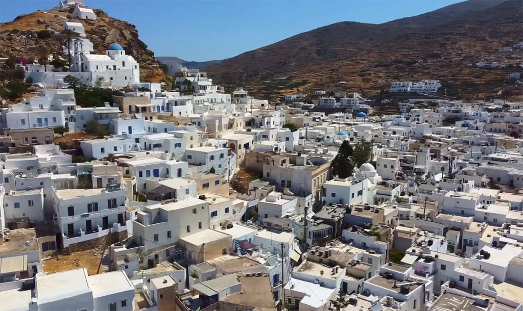 Ίος: Το νησί της έντασης, της ελευθερίας και του καλοκαιριού