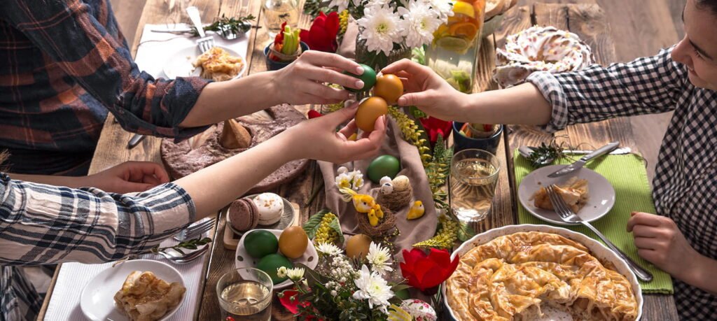 Το παραδοσιακό πασχαλινό τραπέζι: γεύσεις, μνήμες και τελετουργία