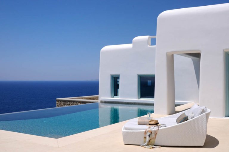 real estate Mykonos luxury villas