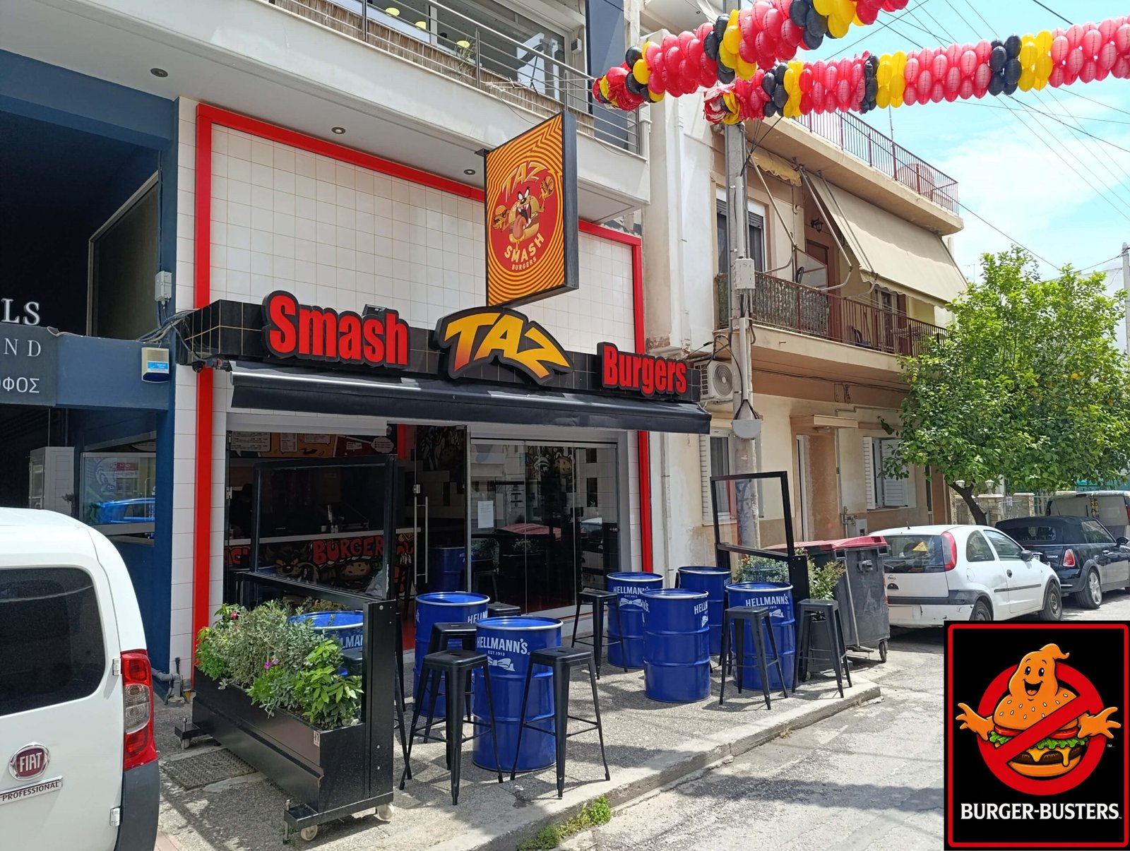 Burger-Busters: Taz Smash Burgers Review (Περιστέρι) - Το hype αξίζει τελικά;