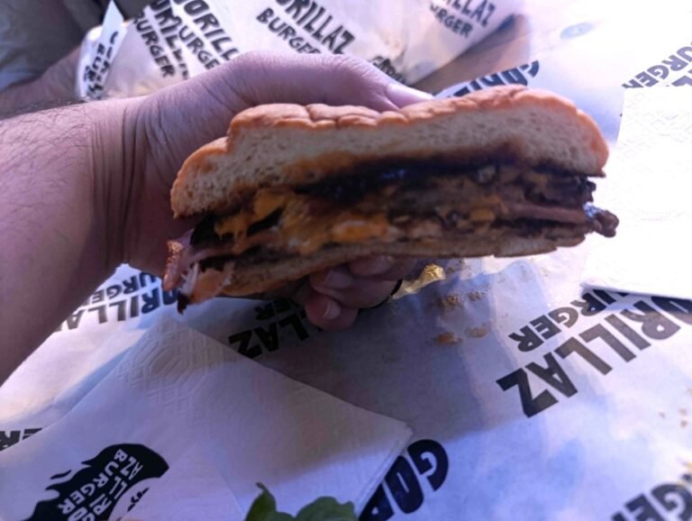 Hell's Burger Review – Τιμή 8,00€