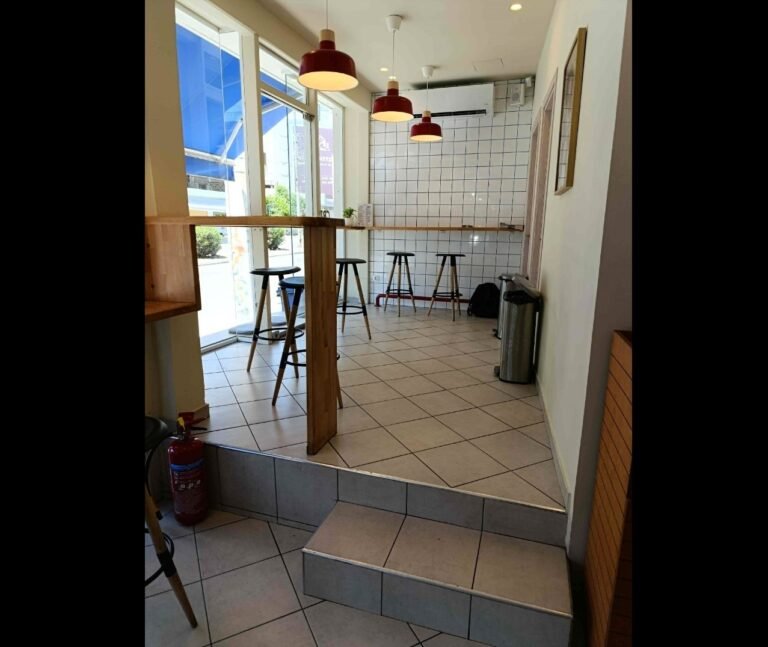 Burger-Busters: STACK Athens Review (Ίλιον) – Ένα αυθεντικό street food burger spot που αξίζει την επίσκεψη