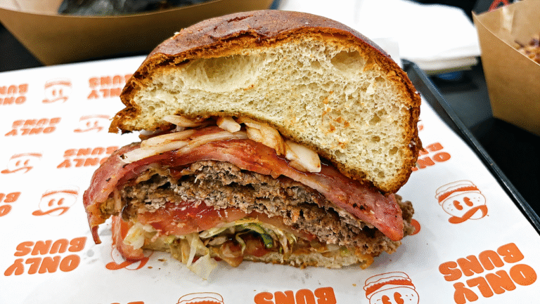 Dr. Neo Beef Burger – Τιμή: 8,50€