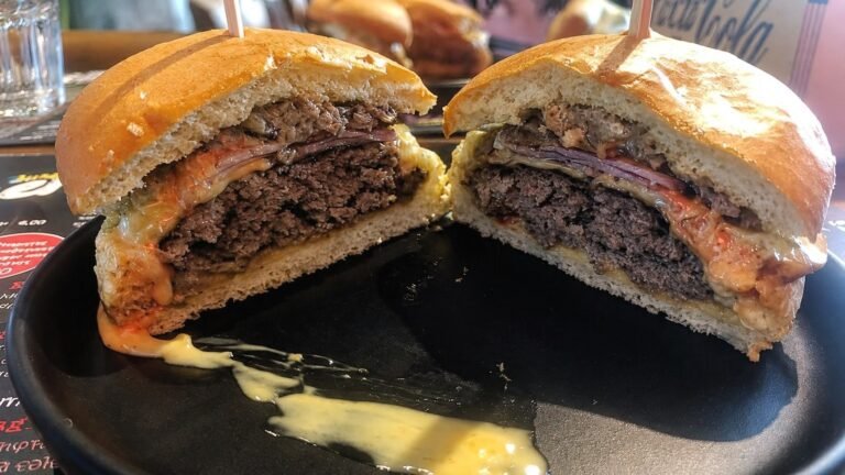 Armstrong Burger Review – Τιμή: 7,50€