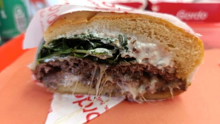 Black Truffle Burger Review – Τιμή: 8,99€